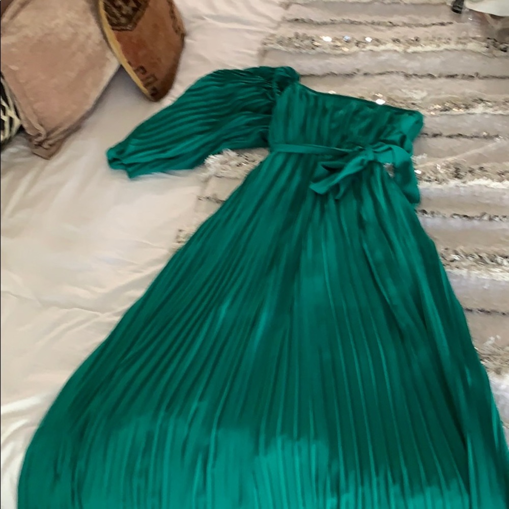 Beautiful green vintage style dress